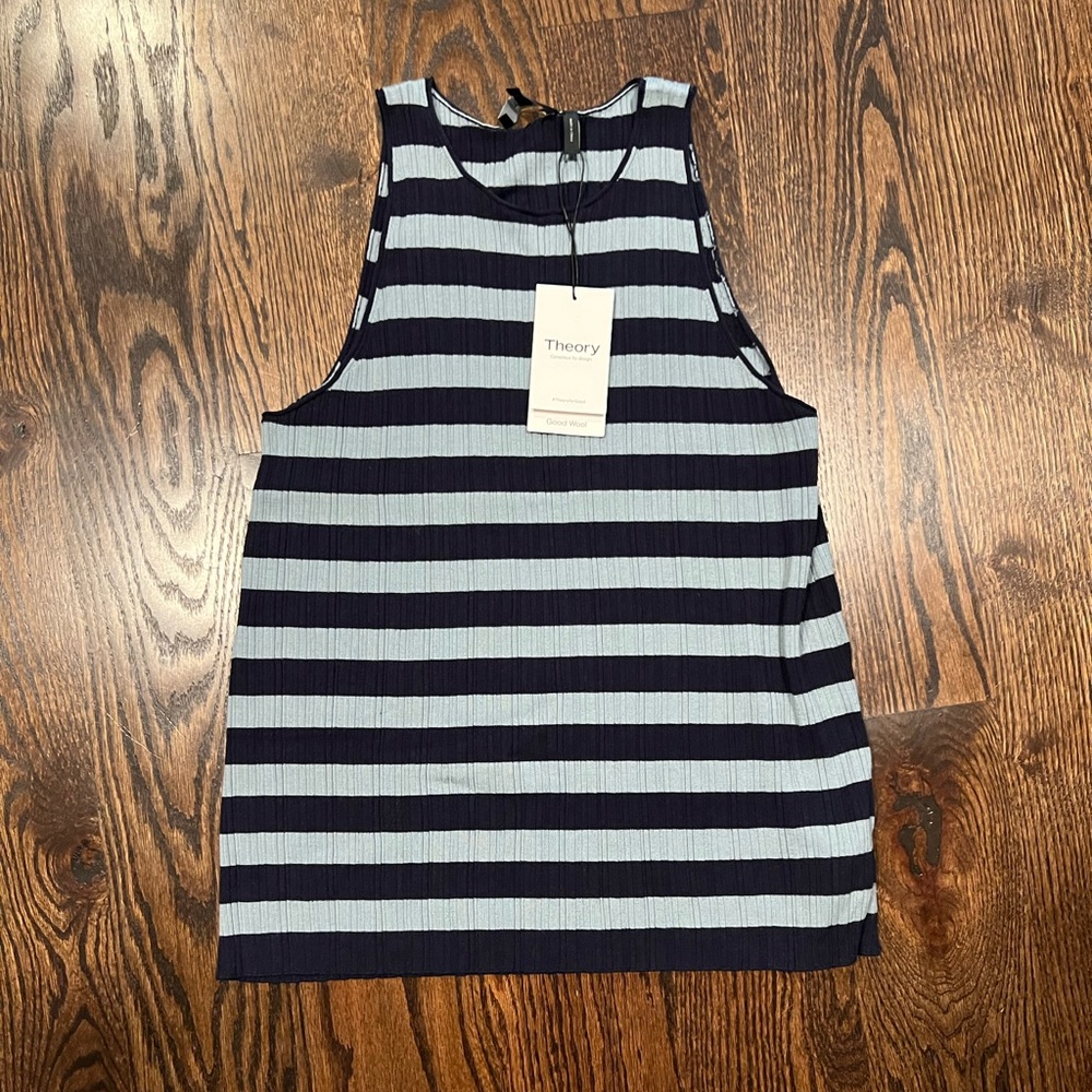 Theory Classic Stripe Tank – Deep Navy & Eggshell Blue (Size L, NWT)